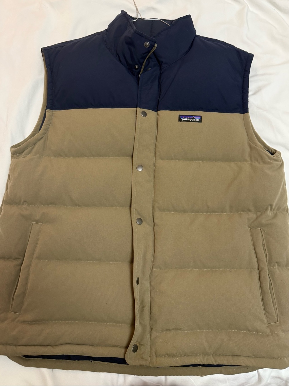 Men’s Patagonia Bivy Puff Vest XL Navy/ Tan